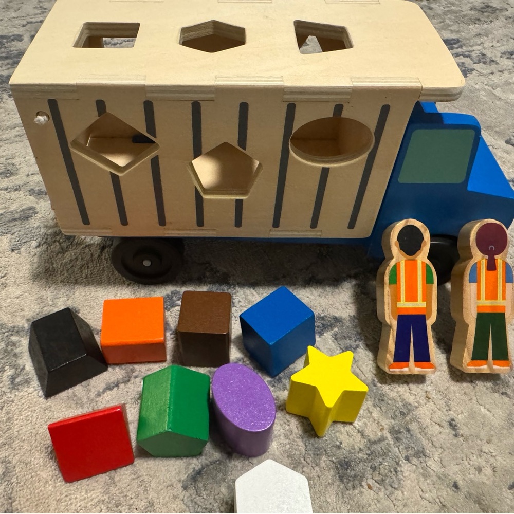 Melissa & Doug Shape-Sorting Dump Truck Wooden Toy - Picture 11 of 15
